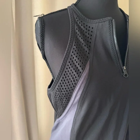 ADIDAS Stella McCartney Black Tennis Dress with BRA Size Large - Picture 9 of 10